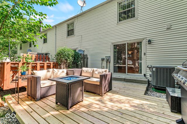 9442 Timber View Drive, Indianapolis, IN 46250