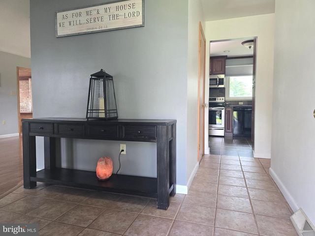 2420 RITNER HWY, Carlisle, PA 17015