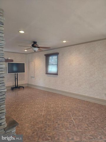 2420 RITNER HWY, Carlisle, PA 17015