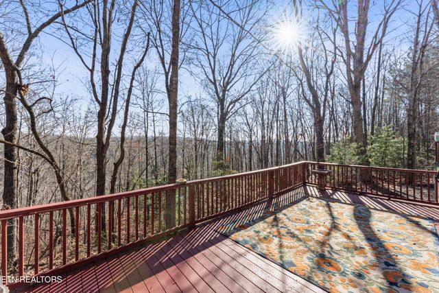 1305 Grievers Chapel Rd, Rockwood, TN 37854