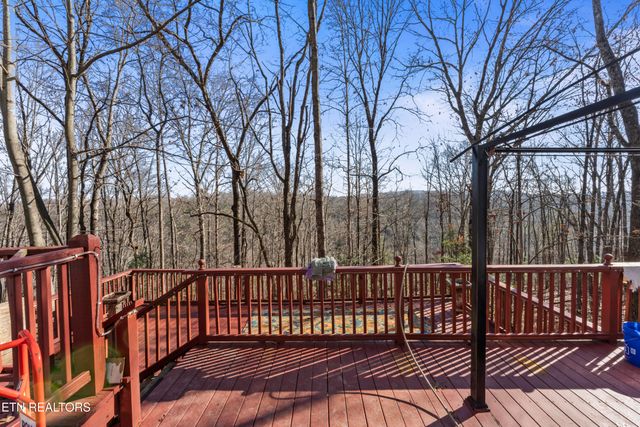 1305 Grievers Chapel Rd, Rockwood, TN 37854