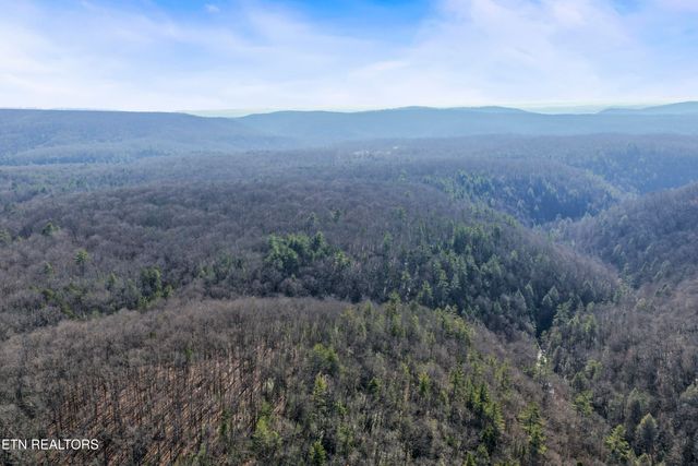 1305 Grievers Chapel Rd, Rockwood, TN 37854