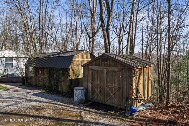 1305 Grievers Chapel Rd, Rockwood, TN 37854