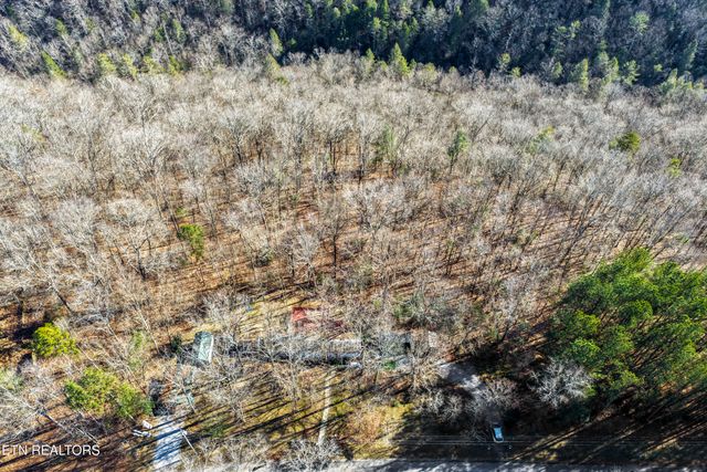 1305 Grievers Chapel Rd, Rockwood, TN 37854