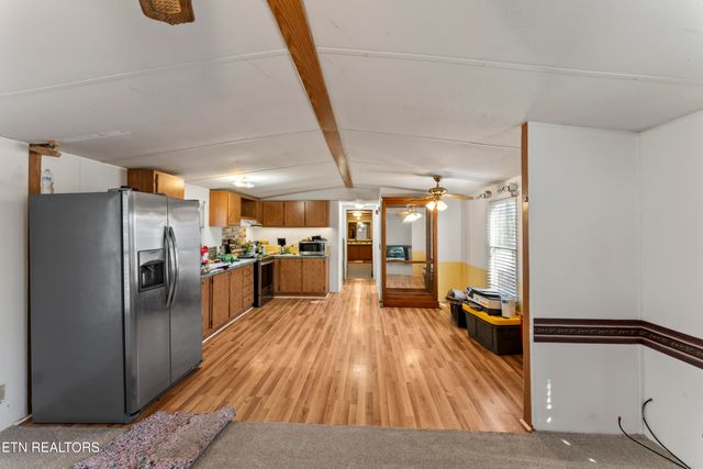 1305 Grievers Chapel Rd, Rockwood, TN 37854