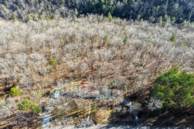 1305 Grievers Chapel Rd, Rockwood, TN 37854