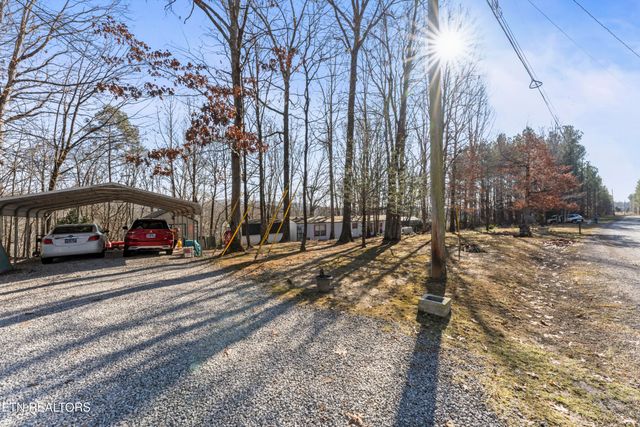 1305 Grievers Chapel Rd, Rockwood, TN 37854