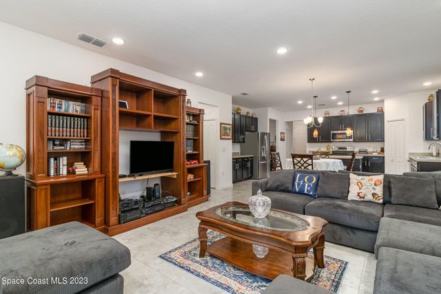 780 Harper Boulevard SW, Palm Bay, FL 32908