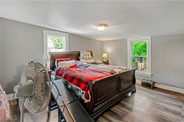 15 Massachusetts Avenue, Poland, OH 44514