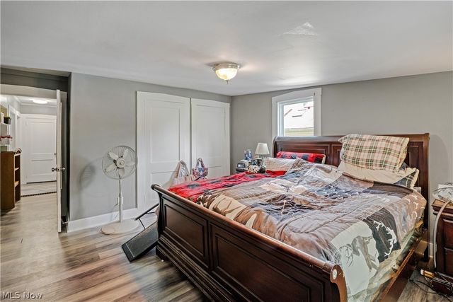 15 Massachusetts Avenue, Poland, OH 44514