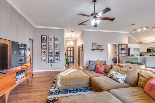 3713 Periwinkle Drive, Fort Worth, TX 76137