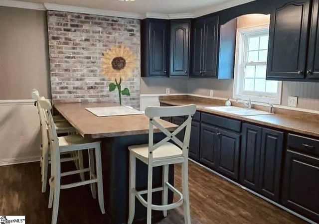 200 Cocoa Road, Inman, SC 29349