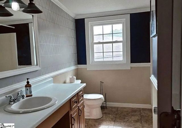 200 Cocoa Road, Inman, SC 29349
