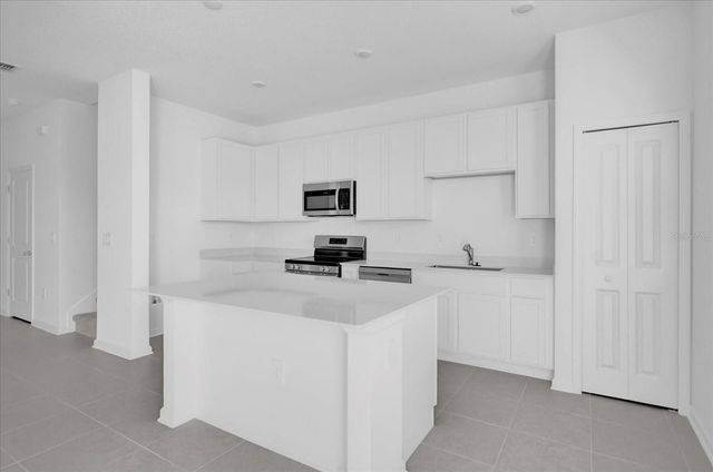 2602 SKYLINE LOOP, Kissimmee, FL 34758