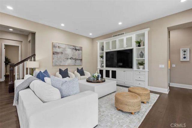 130 Crape Myrtle, Tustin, CA 92782