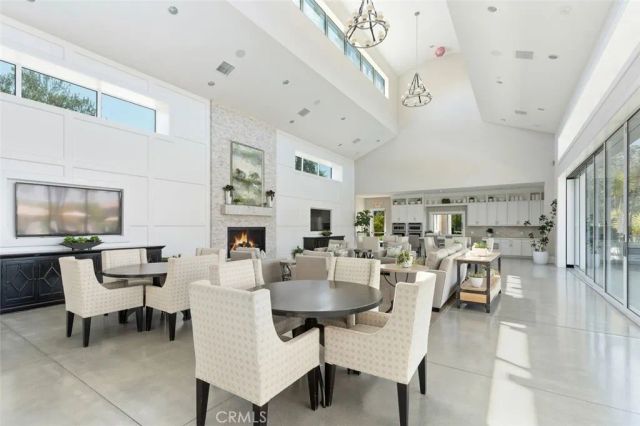 130 Crape Myrtle, Tustin, CA 92782