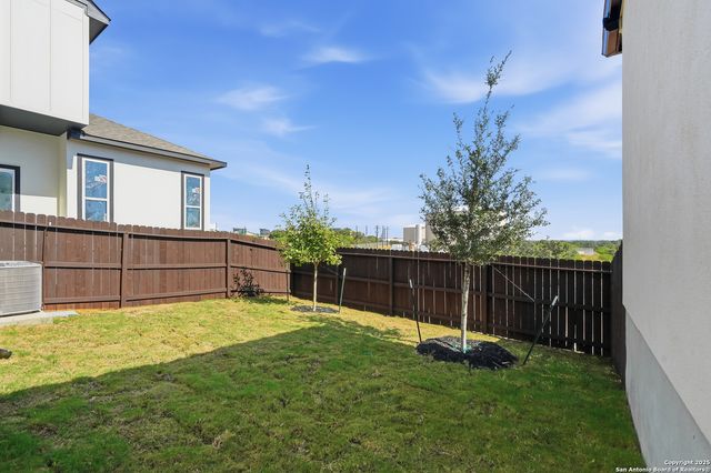 20675 Huebner Rd Unit 526, San Antonio, TX 78258