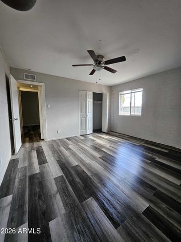 2016 W CACTUS Road A, Phoenix, AZ 85029