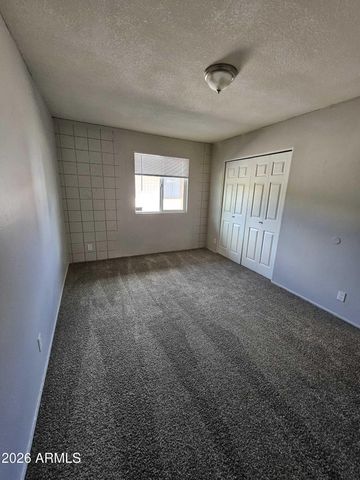 2016 W CACTUS Road A, Phoenix, AZ 85029