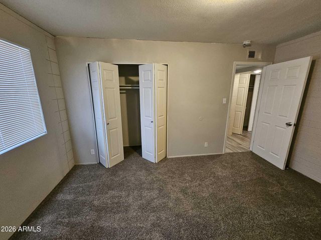 2016 W CACTUS Road A, Phoenix, AZ 85029
