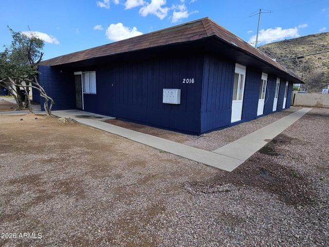 2016 W CACTUS Road A, Phoenix, AZ 85029