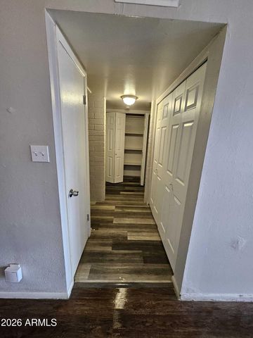 2016 W CACTUS Road A, Phoenix, AZ 85029