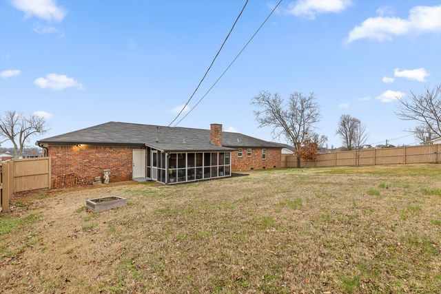 8113 Holly Hills Lane, Chattanooga, TN 37421
