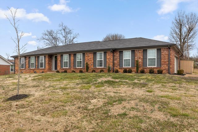 8113 Holly Hills Lane, Chattanooga, TN 37421