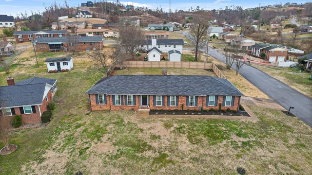 8113 Holly Hills Lane, Chattanooga, TN 37421