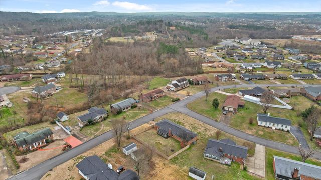 8113 Holly Hills Lane, Chattanooga, TN 37421