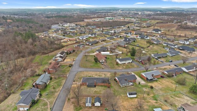 8113 Holly Hills Lane, Chattanooga, TN 37421