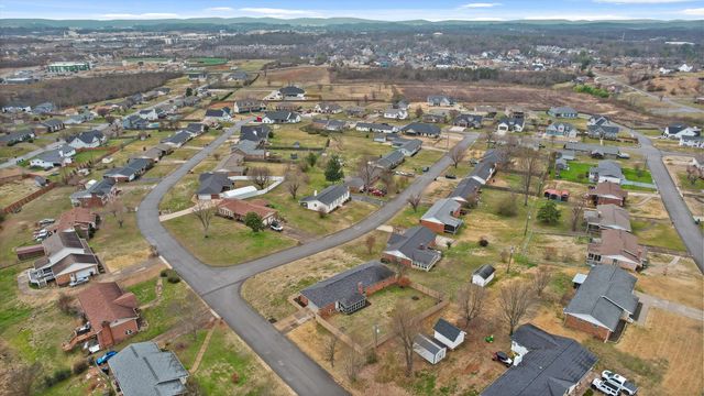 8113 Holly Hills Lane, Chattanooga, TN 37421