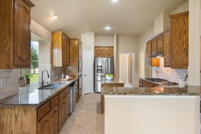 304 Adobe Lilly Court, Mansfield, TX 76063