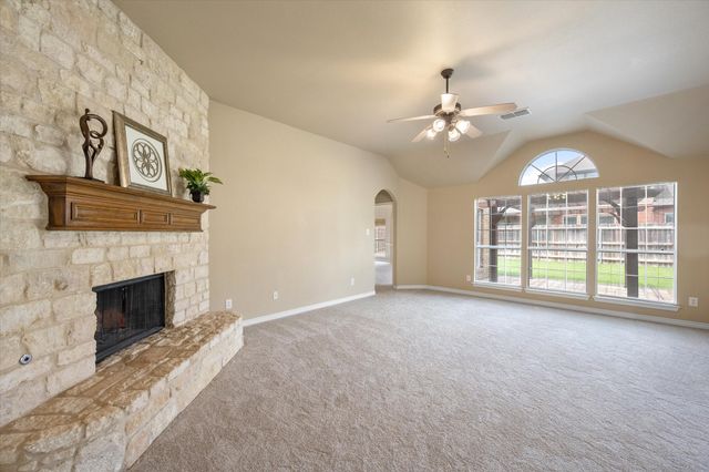 304 Adobe Lilly Court, Mansfield, TX 76063