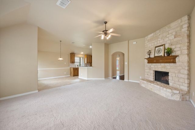 304 Adobe Lilly Court, Mansfield, TX 76063