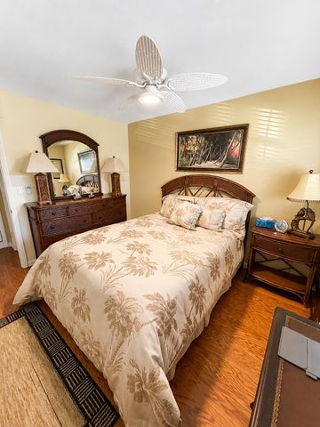 68 YACHT CLUB Drive 22, North Palm Beach, FL 33408