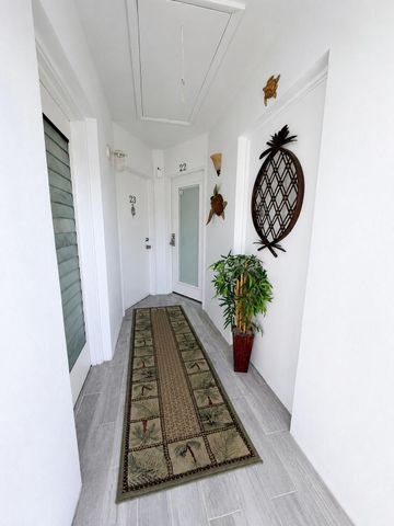 68 YACHT CLUB Drive 22, North Palm Beach, FL 33408
