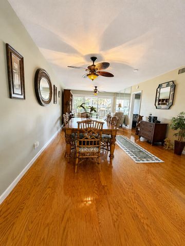 68 YACHT CLUB Drive 22, North Palm Beach, FL 33408