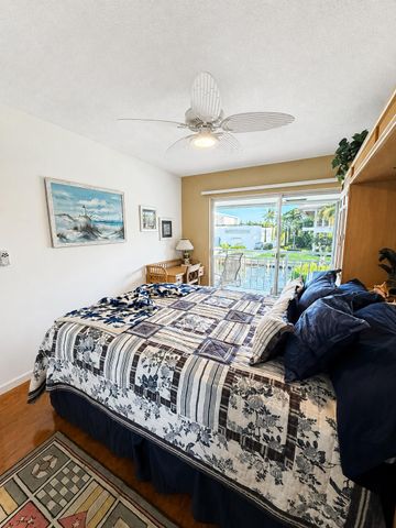 68 YACHT CLUB Drive 22, North Palm Beach, FL 33408