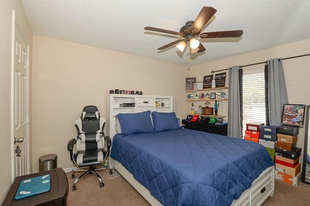 117 NE Jettie Terrace, Port St. Lucie, FL 34983