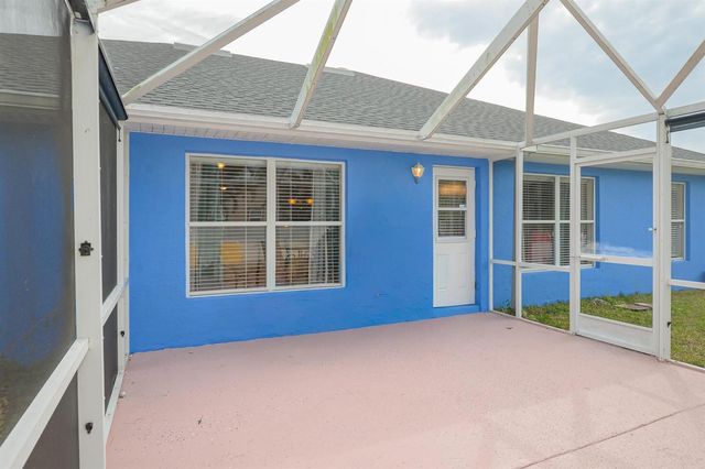 117 NE Jettie Terrace, Port St. Lucie, FL 34983