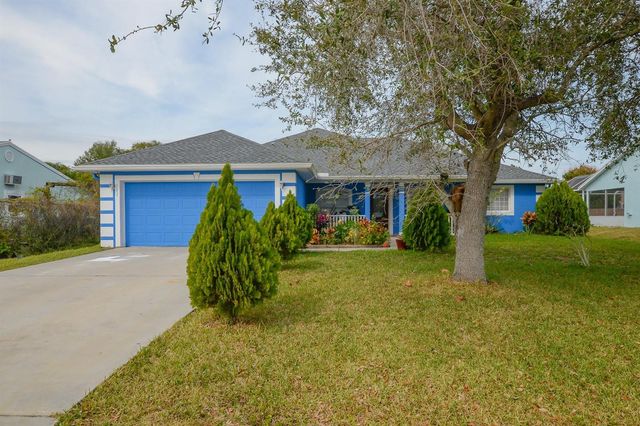 117 NE Jettie Terrace, Port St. Lucie, FL 34983