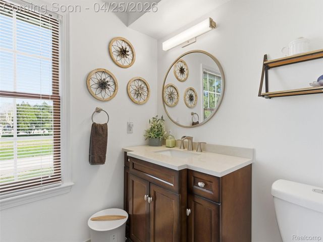 39001 Chartier Street, Harrison Charter Township, MI 48045