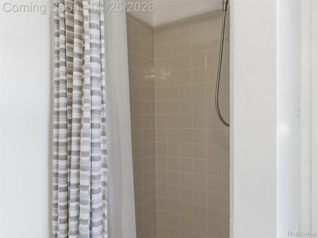 39001 Chartier Street, Harrison Charter Township, MI 48045