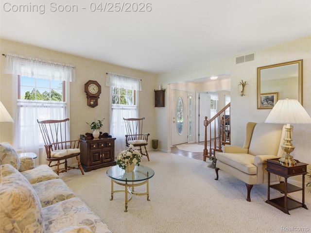 39001 Chartier Street, Harrison Charter Township, MI 48045