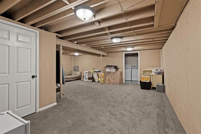 2304 NW 5th Street, Blue Springs, MO 64014