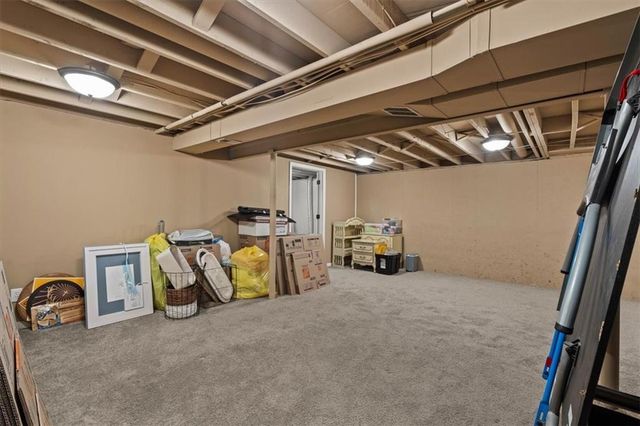 2304 NW 5th Street, Blue Springs, MO 64014