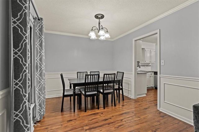 2304 NW 5th Street, Blue Springs, MO 64014