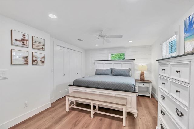 270 GLADIOLUS STREET, Anna Maria, FL 34216