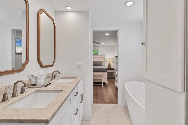 270 GLADIOLUS STREET, Anna Maria, FL 34216